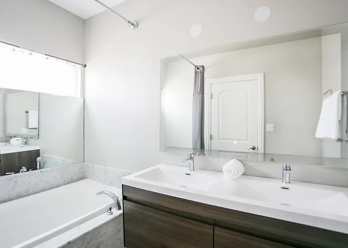 Sonder — Burton Place Aparthotel 4*