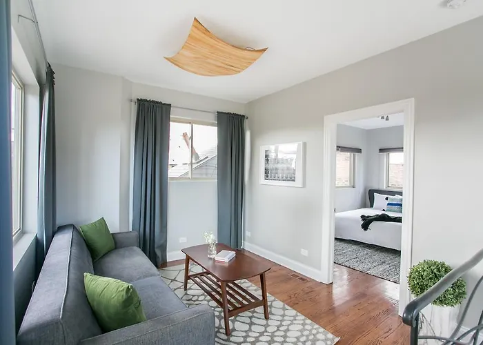 Aparthotel Sonder — Burton Place Chicago
